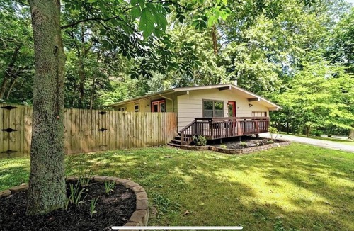 Bella Vista House | Lake, Kayaking, Biking, Trails, Private Nature Views to Relax - Enjoy it All!