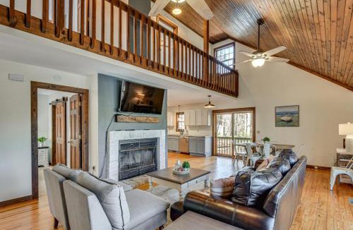 West Union House | Lake Keowee Family Retreat w/Private Dock