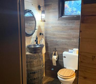 Pana Hotel | Lake lawn inn