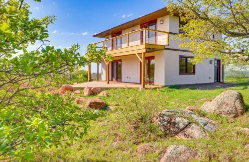 Medicine Park House | Lake Lawtonka View: Mountaintop Medicine Park Home