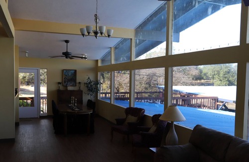 Sunrise Beach Village Hotel | Lake LBJ Resort & Marina