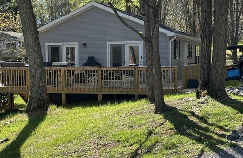 Huddleston House | “Lake Life”, a new lake side SMART HOME at Smith Mountain Laken