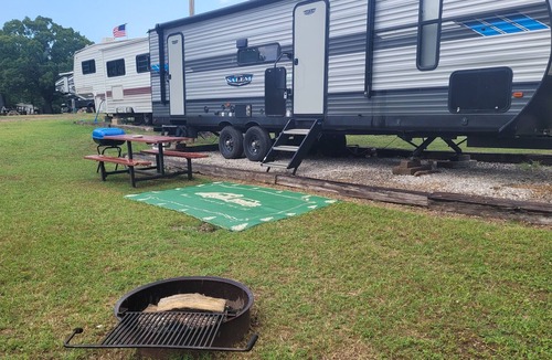 Sulphur House | Lake Life @ Arbuckles! Come check out our Fully Stocked campers in Sulphur, OK