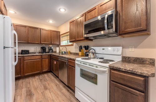 Lake Wissota House | Lake Life Cottage