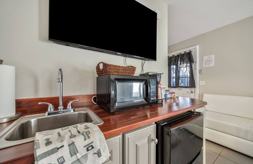 Ooltewah Apartment | Lake Life!