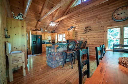 Townville House | Lake Living at its finest!