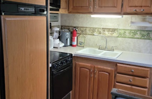 Portage RV Rental | Lake Lot Camping Relaxing Fun!