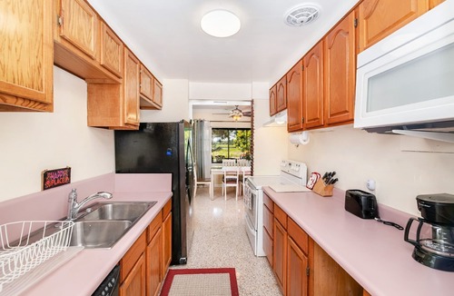 Fairvilla House | Lake Lucy Waterfront Home with BBQ & Jon Boat