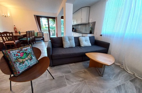 Brusino Arsizio House | Lake Lugano Villa · Garden & Pergola · Garage · 2 Min Walk to Swim