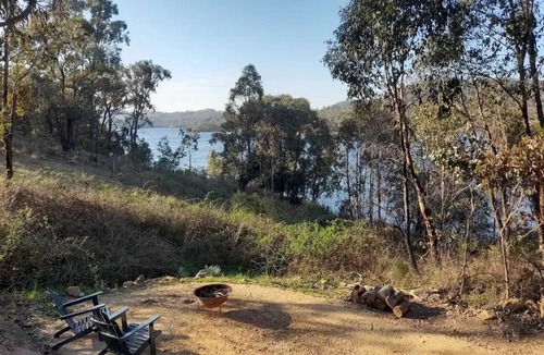 South Bowenfels Cabin | Lake Lyell Tiny Cabin, 4x4 and AWD access only