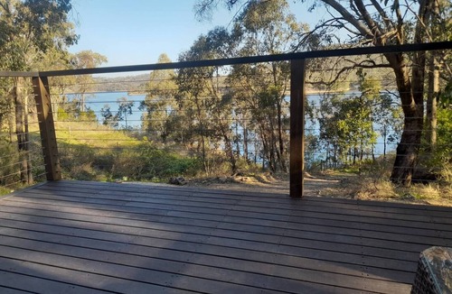 South Bowenfels Cabin | Lake Lyell Tiny Cabin, 4x4 and AWD access only