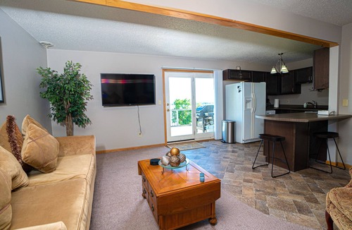 Wentworth Condo | Lake Madison Condo
