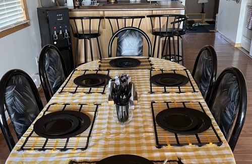 Eriksdale Cottage | Lake Manitoba Sugar Point 4 season Cozy Getaway