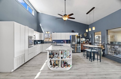 Cottonwood Shores House | Lake Marble Falls Waterfront Retreat. Deck, Kayaks & Big Lake Views.