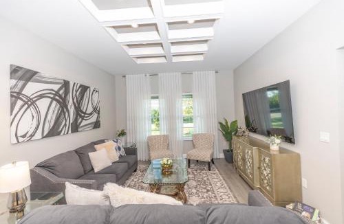 Englewood East Villa | Lake Marlin Villa 2