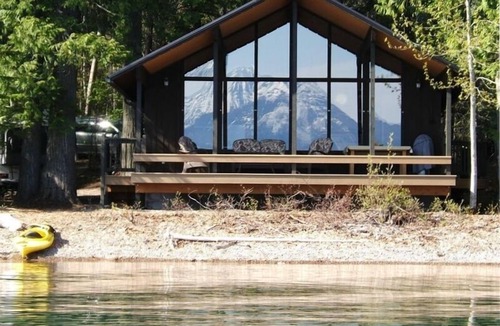 Agpar Cabin | Lake McDonald Cabin Inside Glacier National Park
