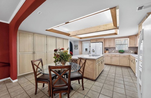 McQueeney House | Lake McQueeney Boat Haus - Sleeps 25 - Water & Fun