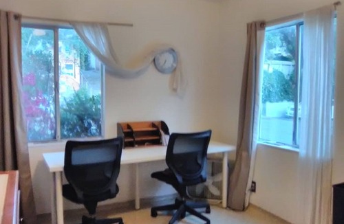 Grand Lake Apartment | Lake Merritt Studio Apt # 5 Great Location & Value