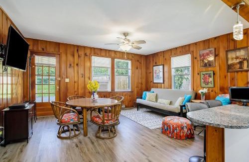 Union Pier House | Lake Michigan Charmer