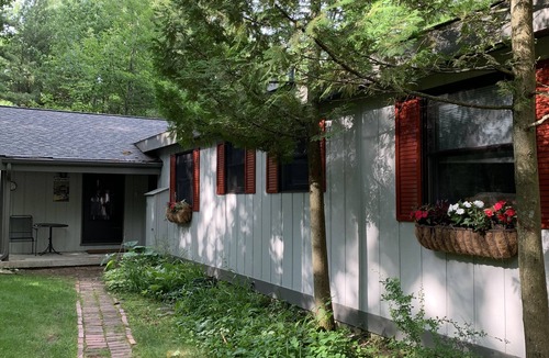 Good Hart Cottage | Lake Michigan Sunset View Cottage, Tunnel of Trees, Good Hart. Easement to Lake.
