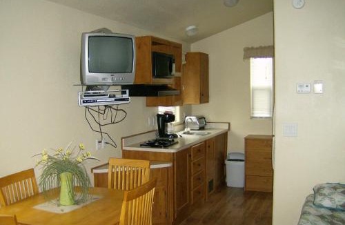 Nicolaus Resort | Lake Minden Camping Resort Cabin 2