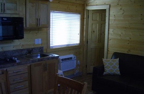 Nicolaus Resort | Lake Minden Camping Resort Cottage 2