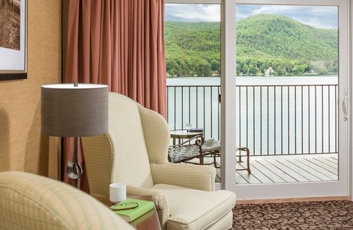 Fairlee Resort | Lake Morey Resort