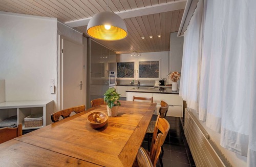 Spiez Villa | Lake & Mountain View Villa | 15min to Interlaken