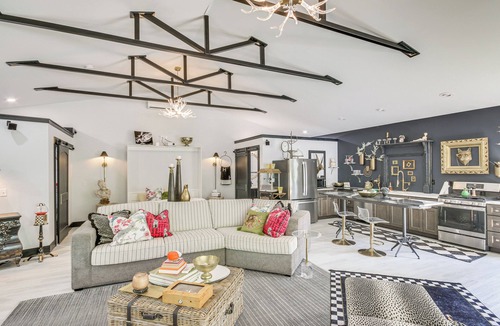 Prosperity Apartment | Lake Murray Paradise w/Shared Pool & Hot Tub!