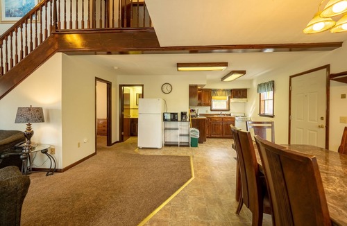Cooperstown - Otsego Lake Hotel | Lake 'N Pines Motel