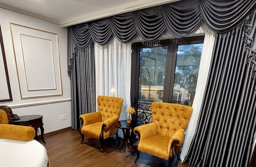 Represa Hotel | Lake Natoma BoHuc