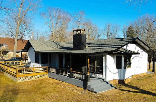 Henderson House | Lake Norfork view and easy access from this remodeled oasis that sleeps 14!