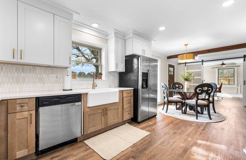 Sherrills Ford House | Lake Norman Farmstead Retreat + Fire Pit