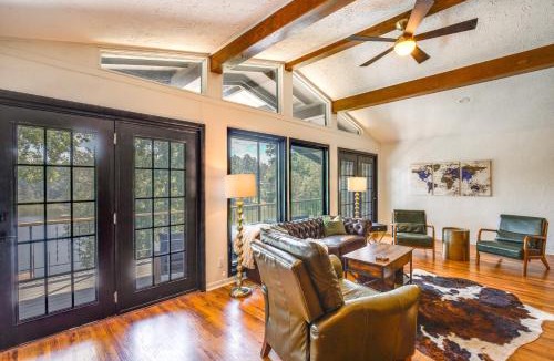 Jefferson House | Lake O' the Pines Retreat: Private Dock!