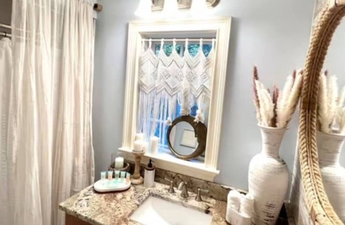 New Fairfield House | Lake Oasis with Firepit, Game room and Kayaks