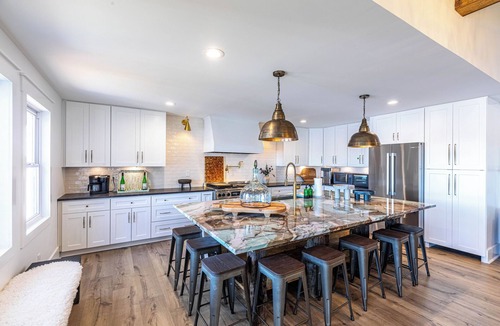 Eatonton House | Lake Oconee lake front with pool