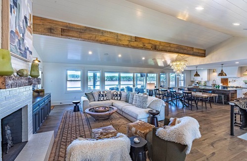 Eatonton House | Lake Oconee lake front with pool