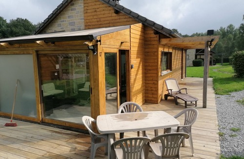 Signy-le-Petit Ski Chalet | Lake of the motte