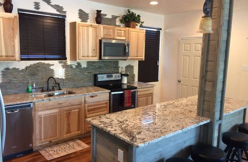 Gravois Mills House | Lake of the Ozarks Missouri New Family Friendly and Spacious Home For Rent