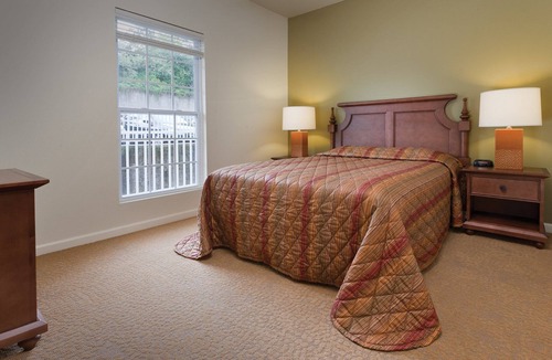 Kaiser Resort | Lake of the Ozarks Resort 3bdr