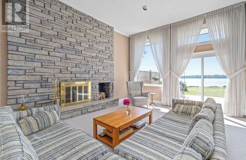 Prince Edward Cottage | Lake On The Mountain Paradise