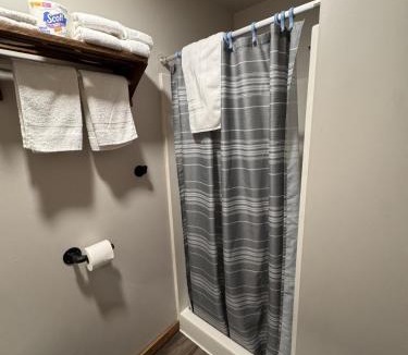 Newfane Hotel | Lake Ontario Motel & Inn