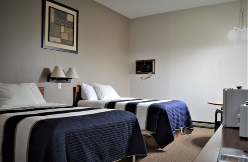 Newfane Hotel | Lake Ontario Motel & Inn