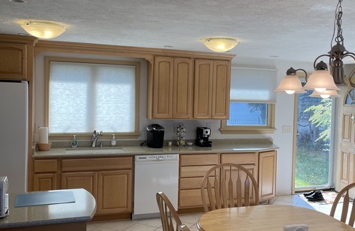 North Greece House | Lake Ontario Tranquility - Waterfront
