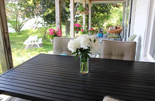 Wellington House | Lake Ontario Waterfront Cottage