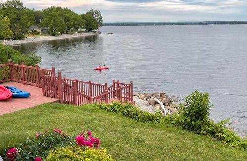 Dexter House | Lake Ontario Waterfront @ Pillar Point | Boat Ramp, Fire Pit, Kayaks & Game Room