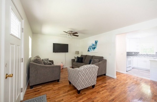 Mount Ida House | Lake Ouachita Stay w/Fire Pit & Boat Parking Space