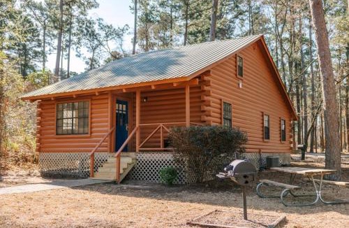 Flint House | Lake Palestine Resort North