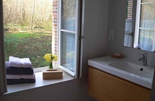 Juvigny Cabin | Lake Pavilion at Castle Juvigny