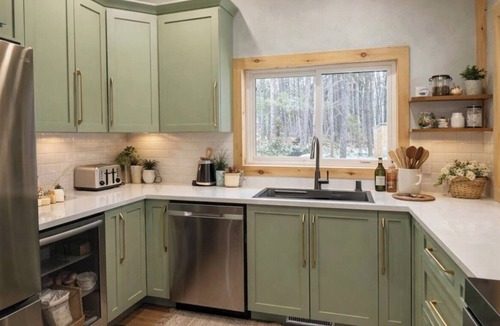 Madawaska Valley Cottage | Lake Pine Cabin | Come-in, unplug, stay awhile